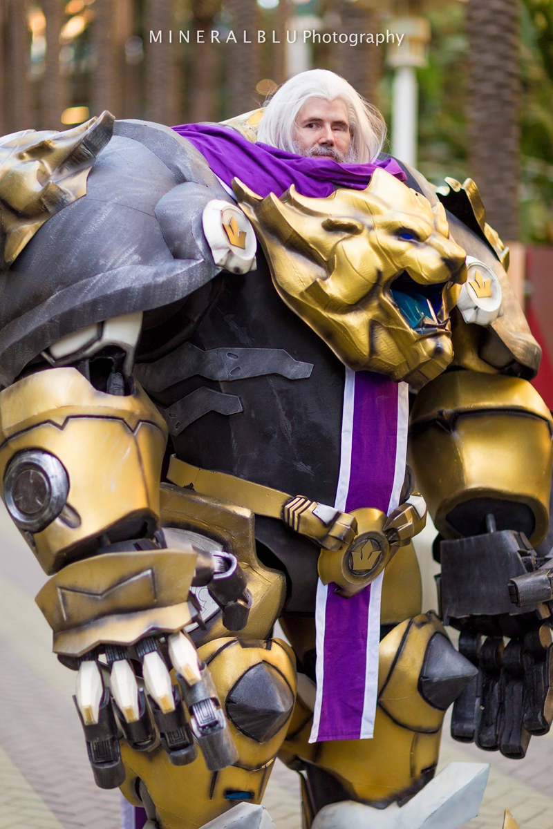 Cosplay by Hoku Props | Photo by Mineralblu